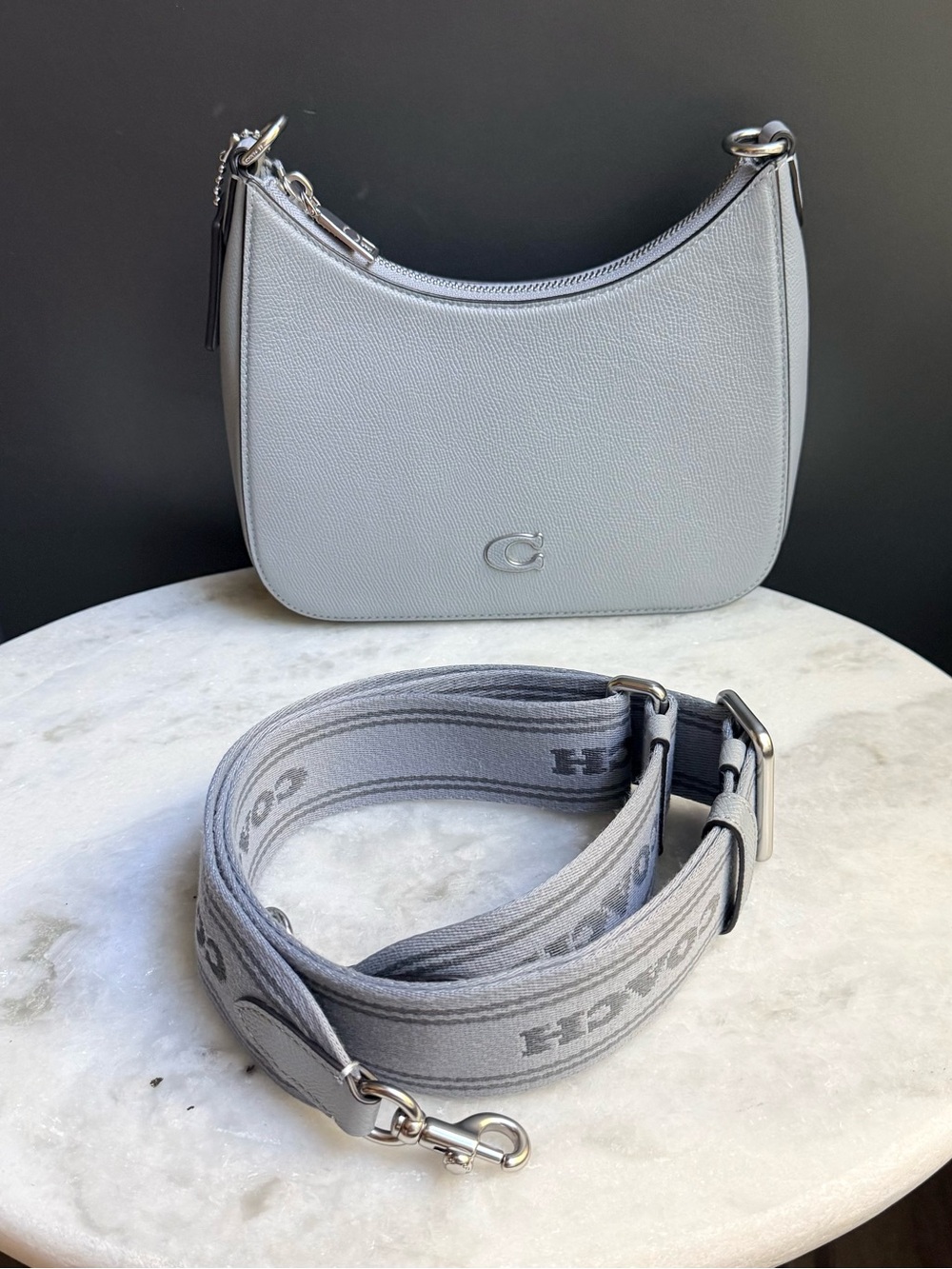 Coach Small Crossgrain Leather
Hobo Crossbody Bag Grey Blue
CJ842